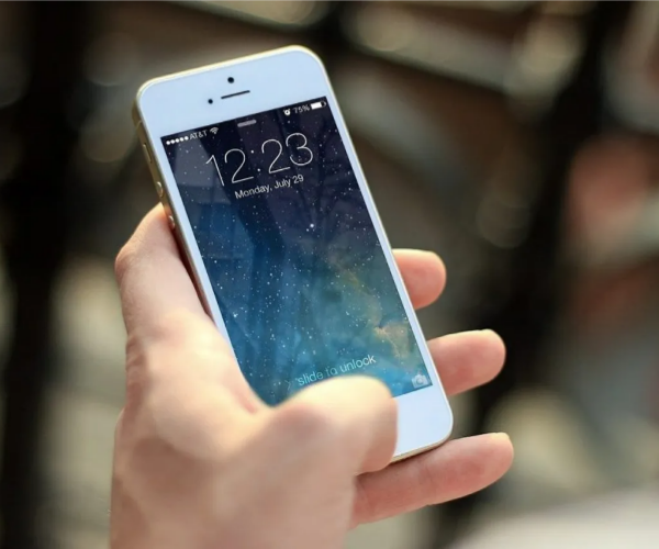 iPhone (iOS): Mira Cómo Añadir una App a la Pantalla de Inicio del Dispositivo